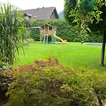 Eden Apartment *